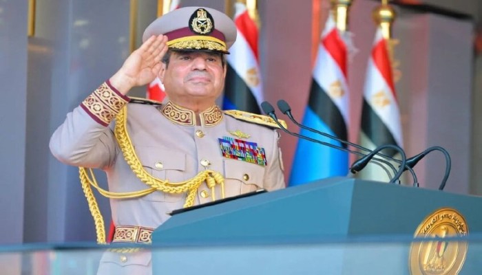 لماذا فوض السيسي وزير الدفاع بصلاحيات التعبئة؟.. هل الأمر له علاقة باحتدام الحرب بين السعودية والحوثيين؟