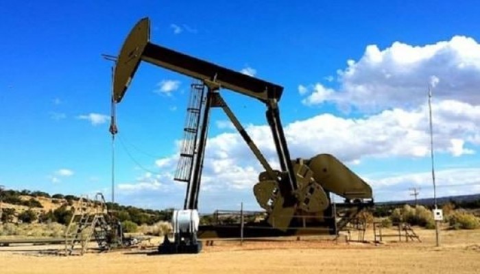 برميل برنت عند 107 دولارات.. وهرمز يعيد إشعال النفط بعد تعثر الإنفاق بين واشنطن وطهران