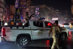 هجوم حمص يعيد مخاوف عدم الاستقرار الأمني إلى الواجهة بعد مقتل 7 مدنيين سوريين على جسر مصياف