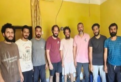 إطلاق سراحهم بعد 151 يوماً من الرعب.. لماذا تأخر الحسم الدبلوماسي في أزمة البحارة المصريين؟