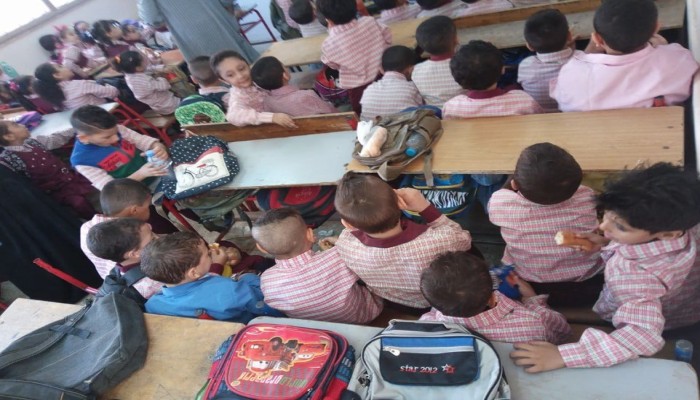 200 طالبة بين مدرستين وأعطال وعجز معلمين تفجر استغاثات أسر مدرسة أحمد بهجت بالهرم
