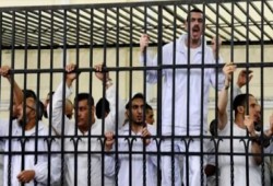 هاشتاج #الحرية_للمعتقلين يتصدر.. والحملة تتسع مع إضرابات واحتجاجات داخل السجون