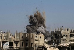 إعلام عبري يرجح فشل اغتيال علي العمودي في غزة وغارة توقع 5 شهداء