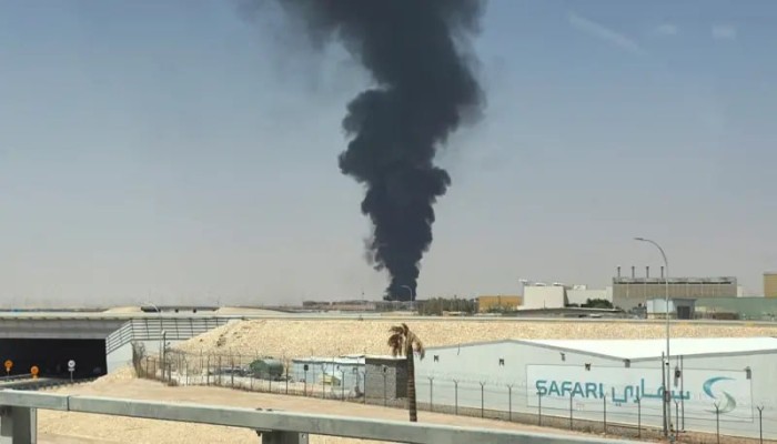 مقتل 3 أشخاص وإصابة 36 في هجمات الحوثيين على مطاري الرياض وأبها