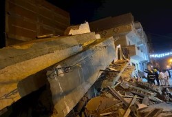 انهيار عقار من 4 طوابق في الإسكندرية بعد دقائق من خروج السكان