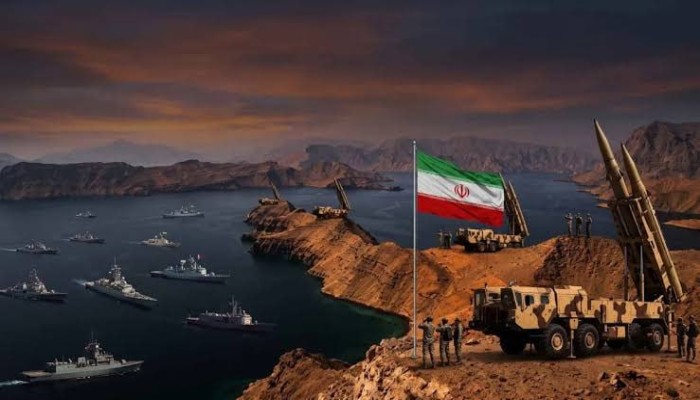 إيران تهدد بإغلاق مسارات جديدة في مضيق هرمز