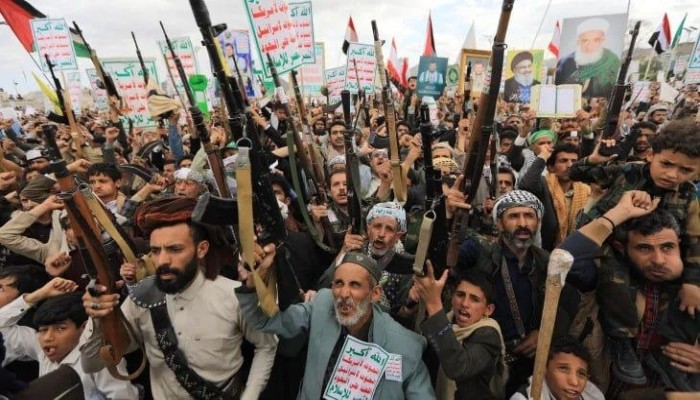 الحوثيون يتوعدون أمريكا بالرد إذا تدخلت في الحرب