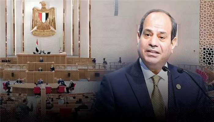 سياسيون: إدعاءات احترام الدستور المصري تصطدم بتجميد الاستحقاقات التشريعية وتغييب المحليات
