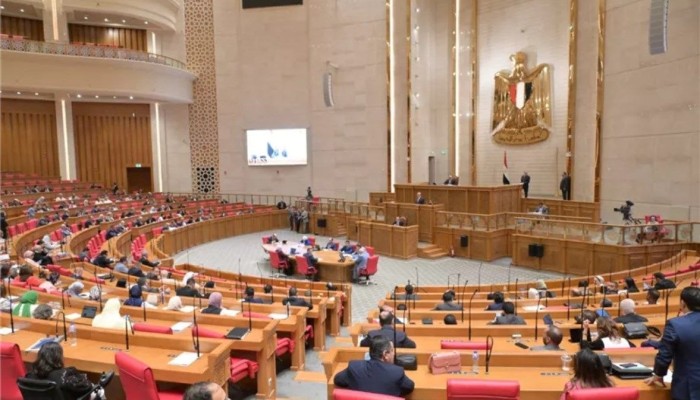 تأحيل البرلمان تفويض إرسال قوات للسعودية أسبوعًا... بين مراوغات السيسي وغموض مطالب الرياض