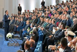 السيسي يقر بعجز الدولة عن تحمل كلفة الطاقة.. ومدبولي يمهد الطريق لموجة غلاء تلتهم ما تبقى من جيوب المصريين