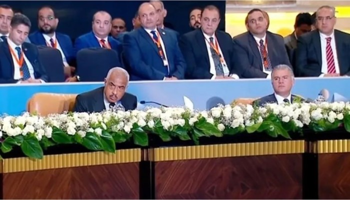 إتاوات علنية وإسناد مشبوه.. كيف يدير السيسي إمبراطورية المال والأعمال بالابتزاز؟