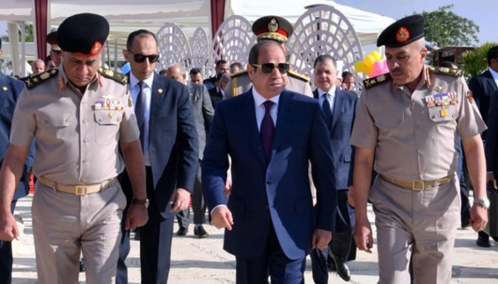 المركز العربي واشنطن دي سي ll مصر توازن بين الدبلوماسية والتدخل العسكري في البحر الأحمر وسط تصاعد هجمات الحوثيين