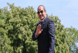 الخبير يزيد الصايغ يكشف مناورات السيسي لتعميق حكم  العسكر  حتى 2030