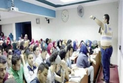 حضور صوري ومحتوى ضعيف.. مجموعات التقوية المدرسية تعجز عن مواجهة الدروس الخصوصية وتتحول لعبء إضافي على الأسر