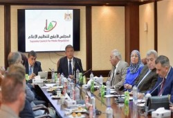 سيف التراخيص المعلقة.. كيف يُوظف القضاء لخنق منصات الصحافة المستقلة؟